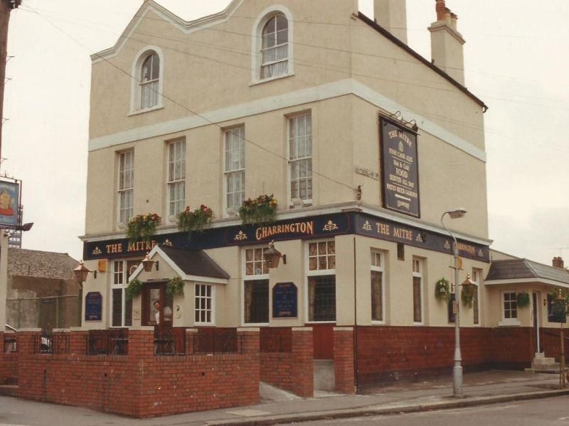 Mitre - exterior with publican Ron Green (Photo: Ken Burt). (Pub, External, Key). Published on 01-12-2023