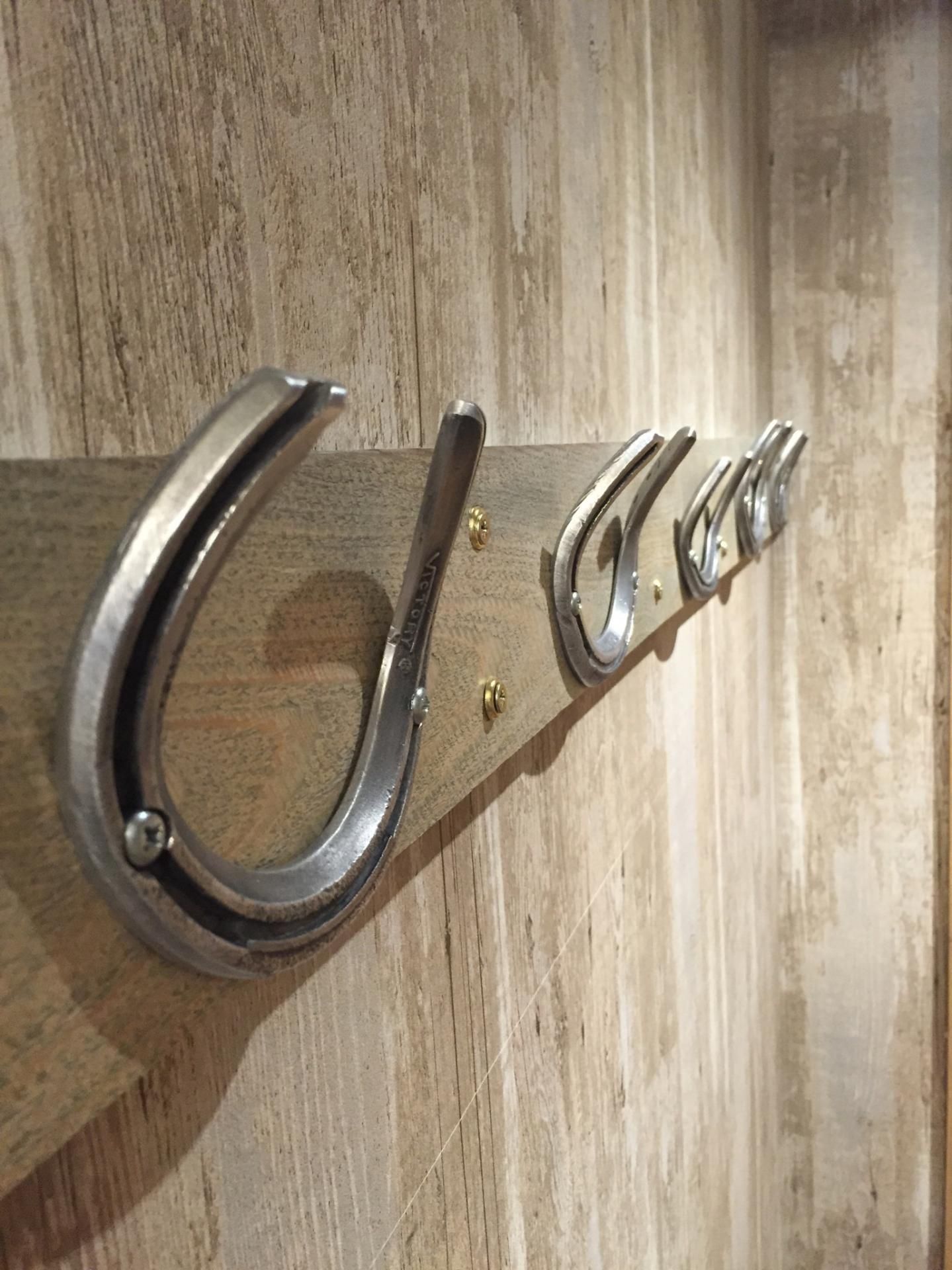Horsey coat hooks!. (Pub). Published on 29-06-2017