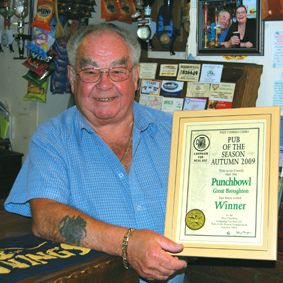 Albert Charters. former landlord. (Pub, Award). Published on 01-01-1970