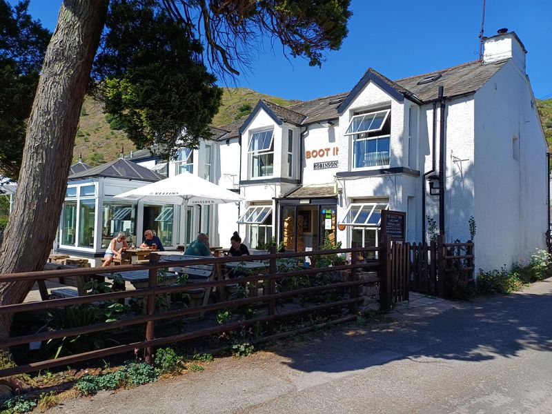 Front and side of pub (photo: Adrian Smith). (Pub, External, Garden, Key). Published on 04-06-2025