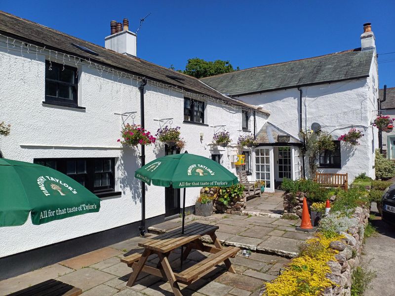 Outside seating (12/07/2025 Adrian Smith). (Pub, External, Garden). Published on 01-08-2025 