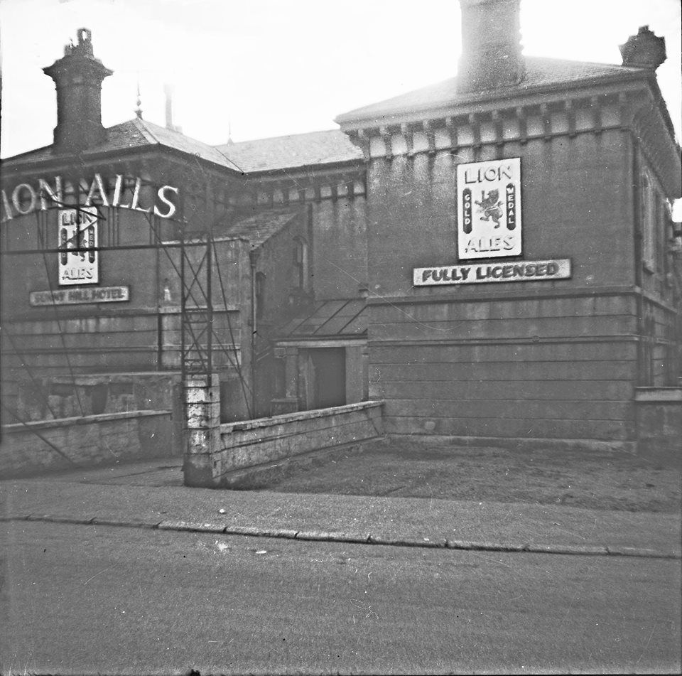 Around 1960. (Pub, External). Published on 01-01-1970