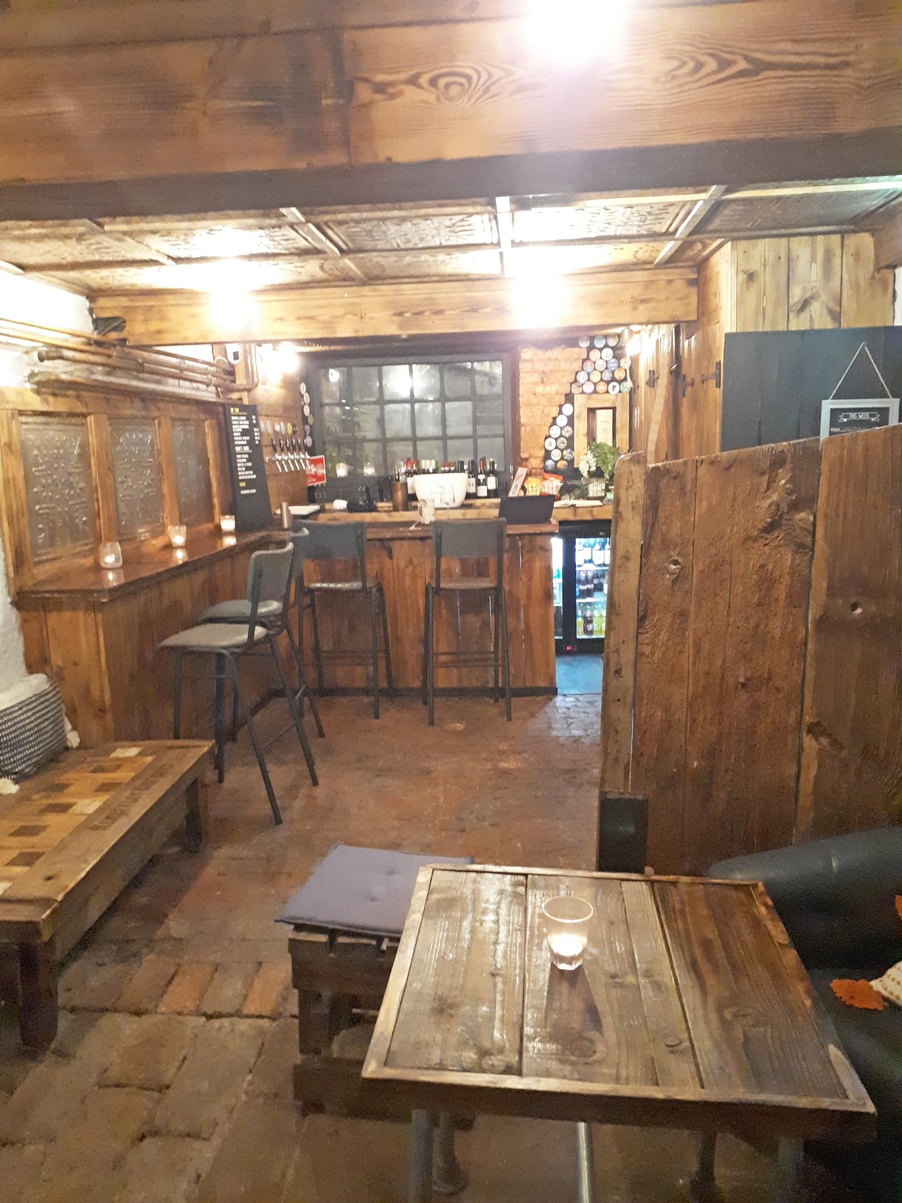 Arches Bar. (Bar). Published on 25-03-2023