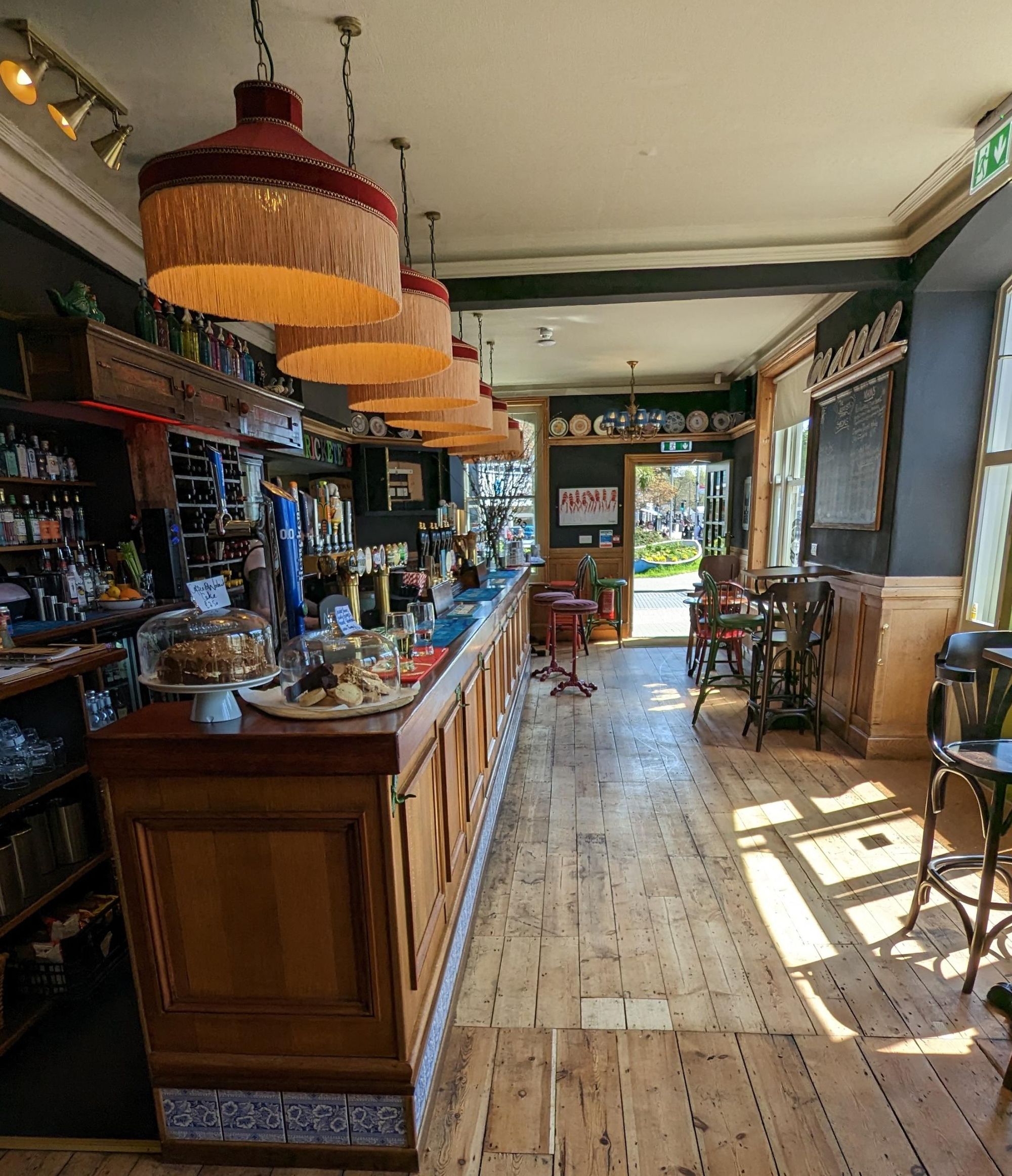 Bar. Published on 03-05-2023