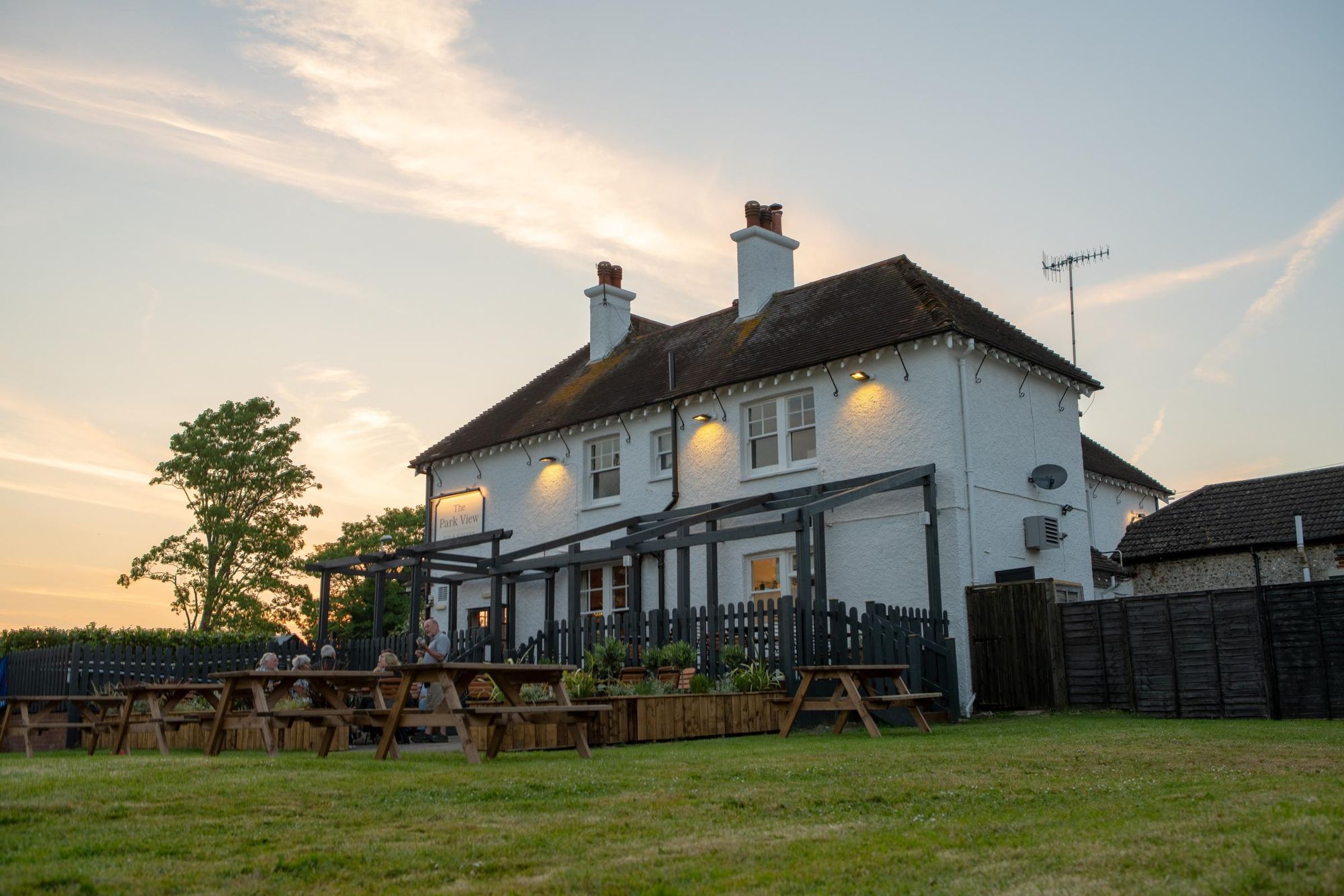 Park View Pub. (External, Key). Published on 10-06-2018