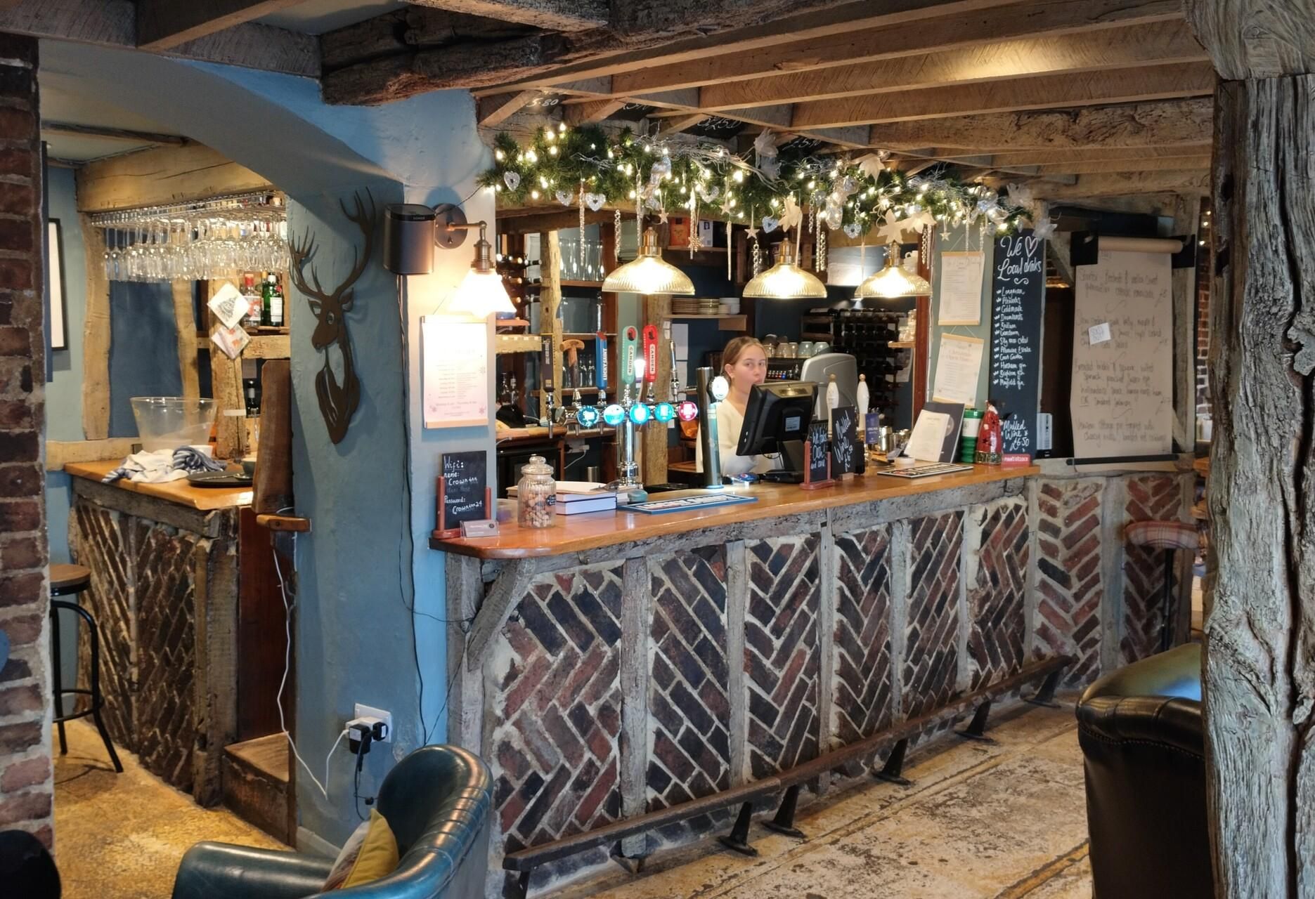 (Bar). Published on 04-01-2025