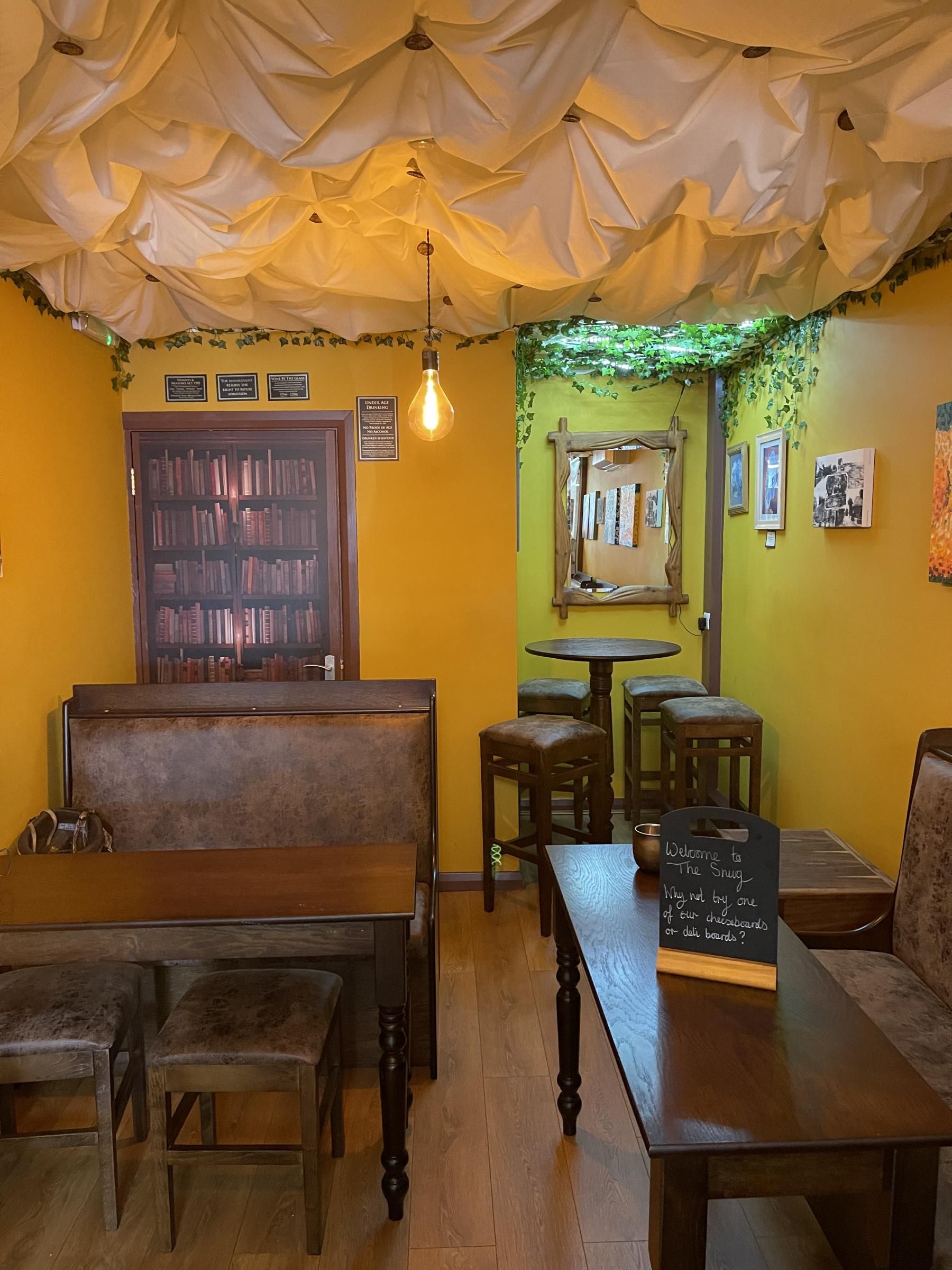 Interior. (Pub). Published on 19-08-2021