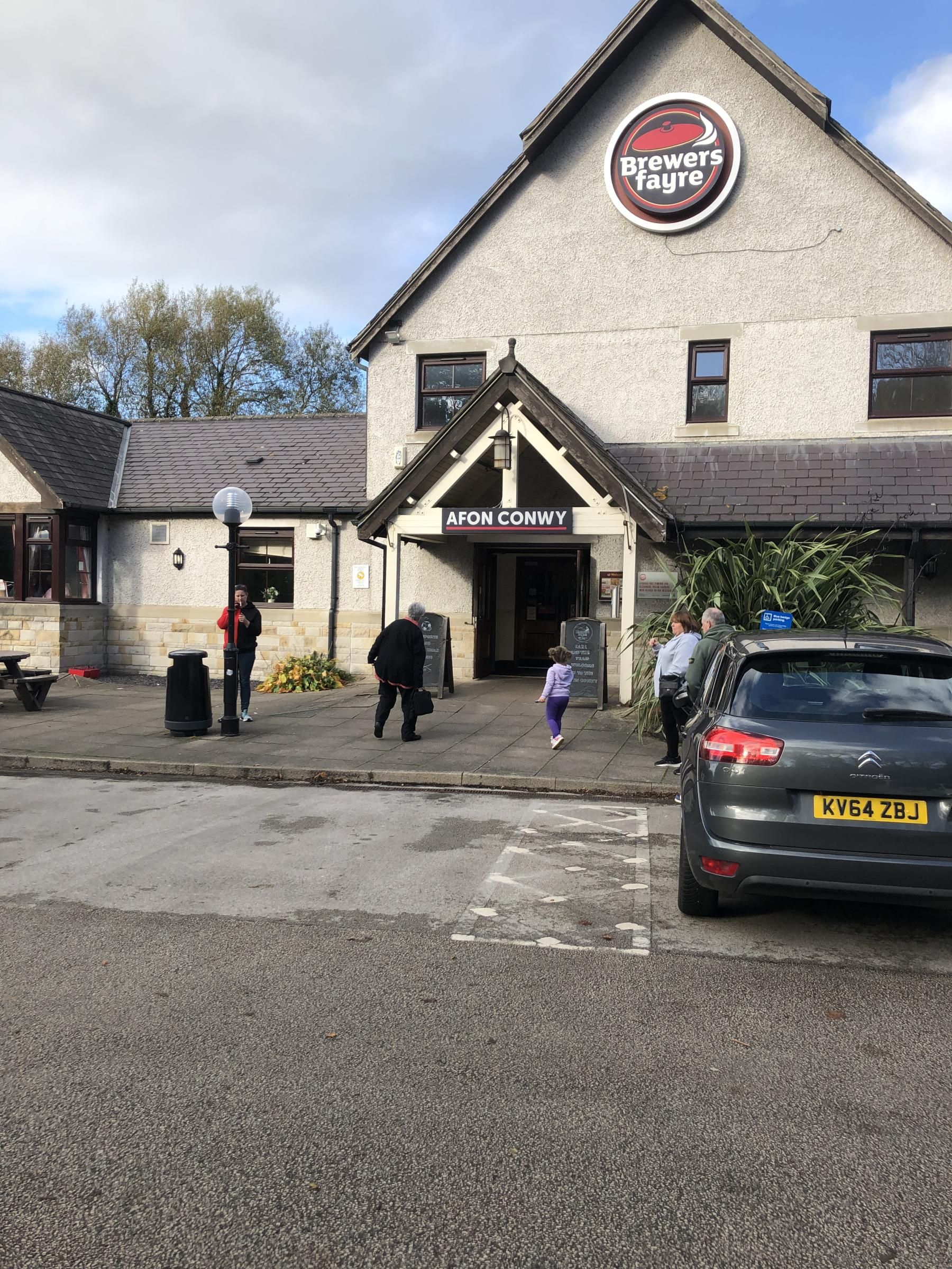 Junction Afon Conwy 2024. (Pub, External). Published on 31-10-2024