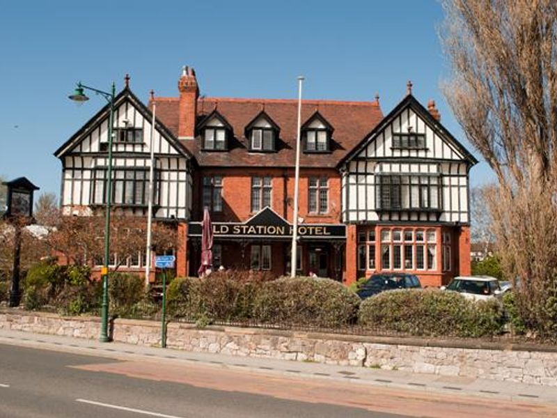 Old Station Hotel. (Pub, External). Published on 09-10-2013 