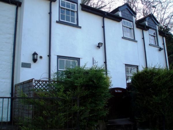 Dolben Arms. (Pub, External). Published on 01-04-2014