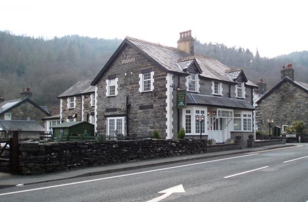 Miners Bridge. (Pub, External). Published on 30-03-2014