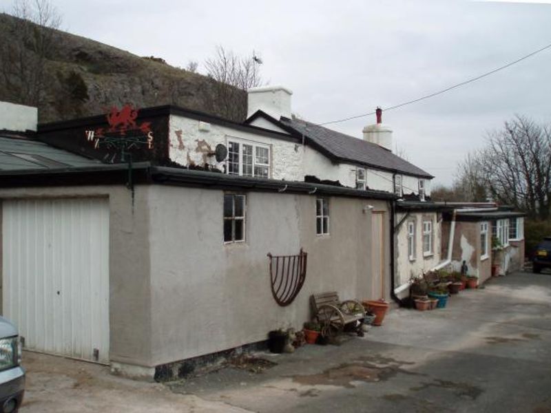 Castle Llysfaen. (Pub, External). Published on 31-03-2014