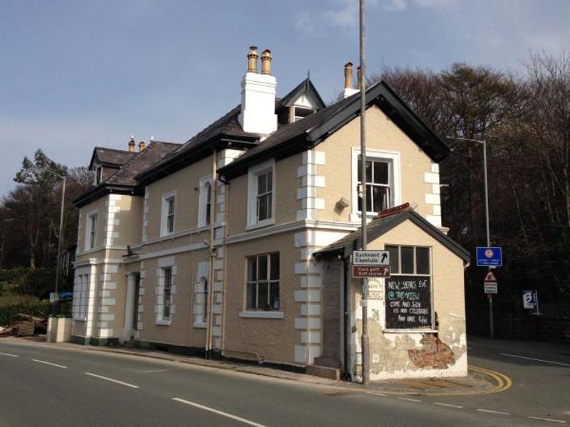 Mountain View Hotel. (Pub, External, Key). Published on 31-03-2014 