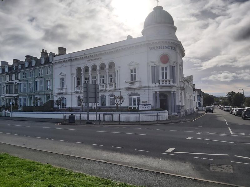 Washington Prom 2026. (Pub, External). Published on 04-10-2026 