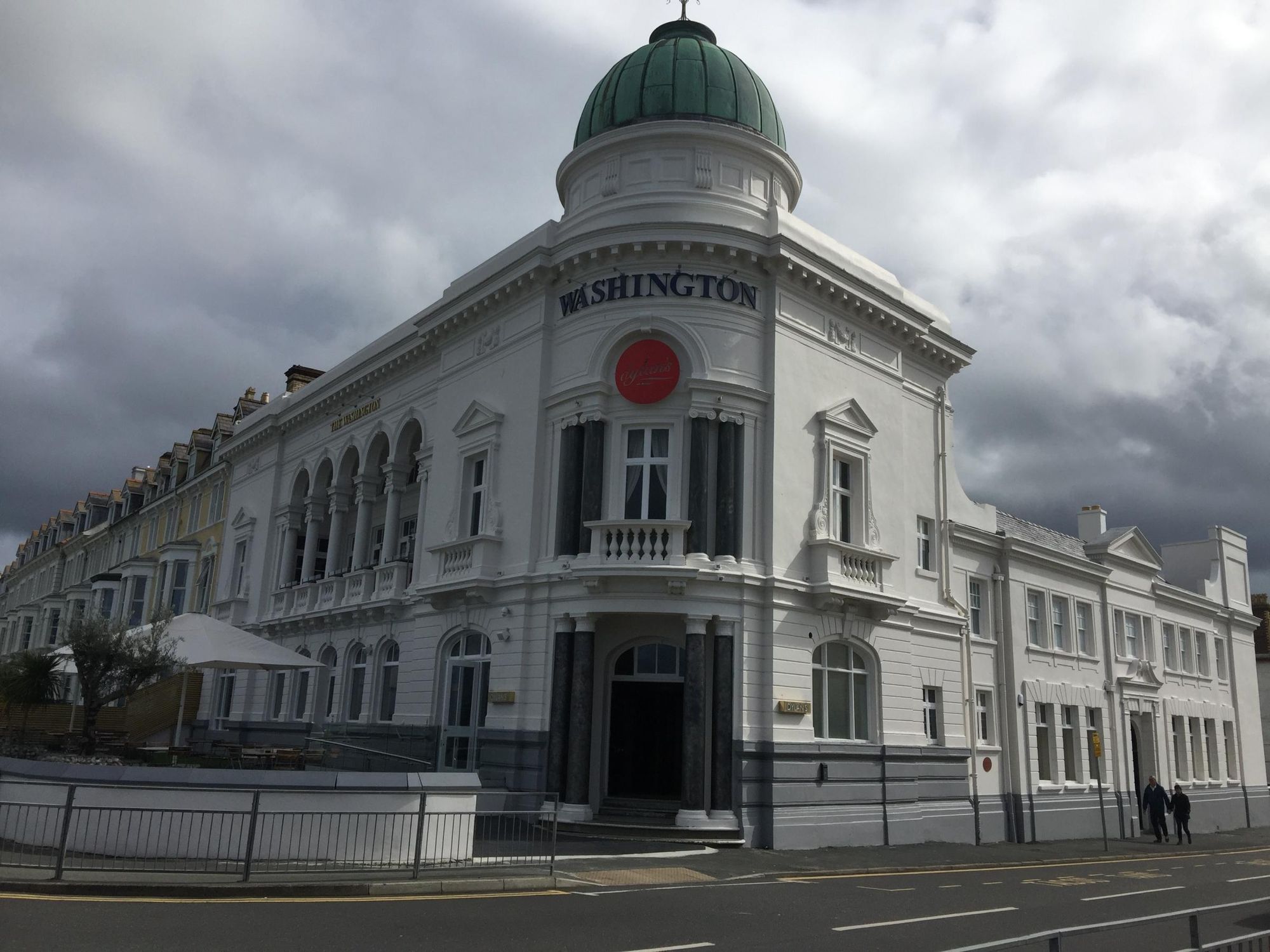 Washington. (Pub, External). Published on 18-09-2017