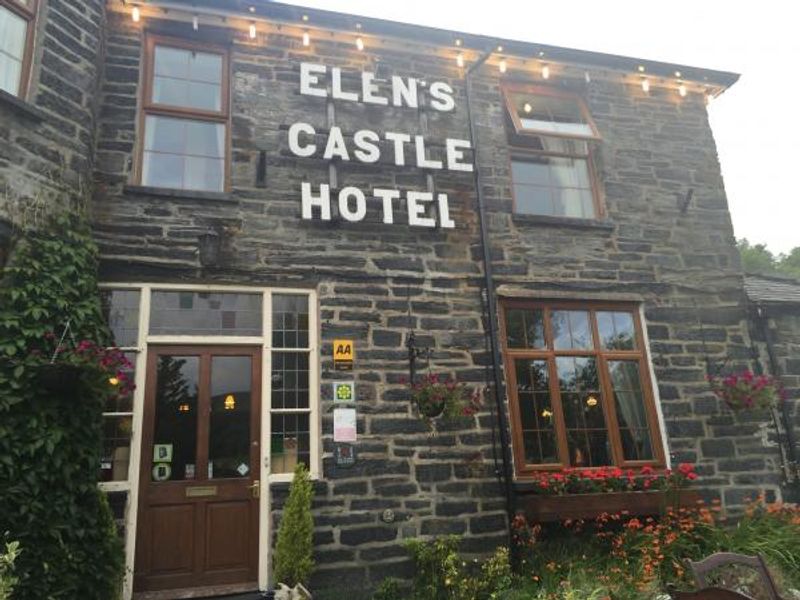 Elen's Castle 2015. (External, Sign). Published on 19-08-2015 
