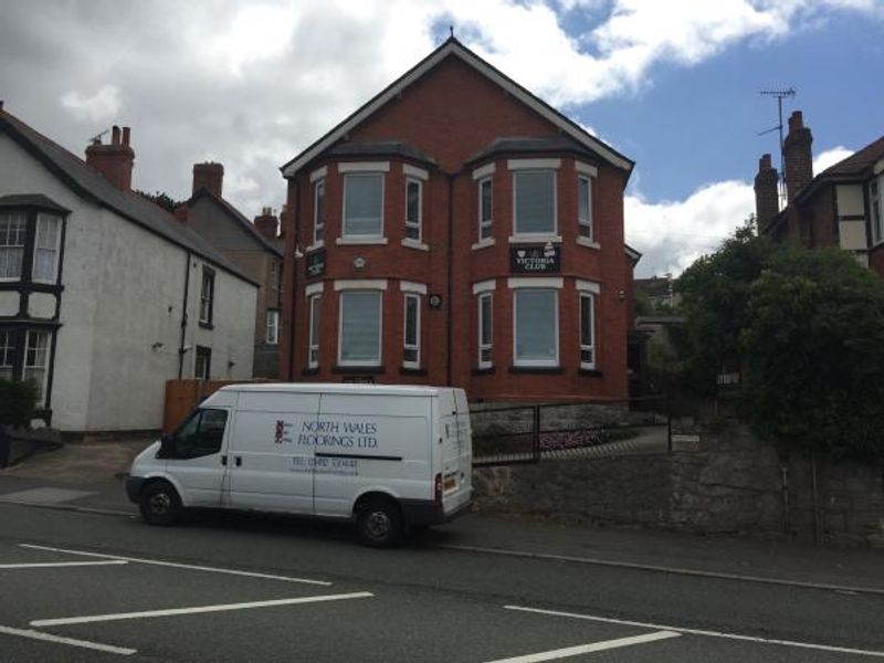 Victoria Club Old Colwyn. (Pub, External). Published on 27-07-2015 