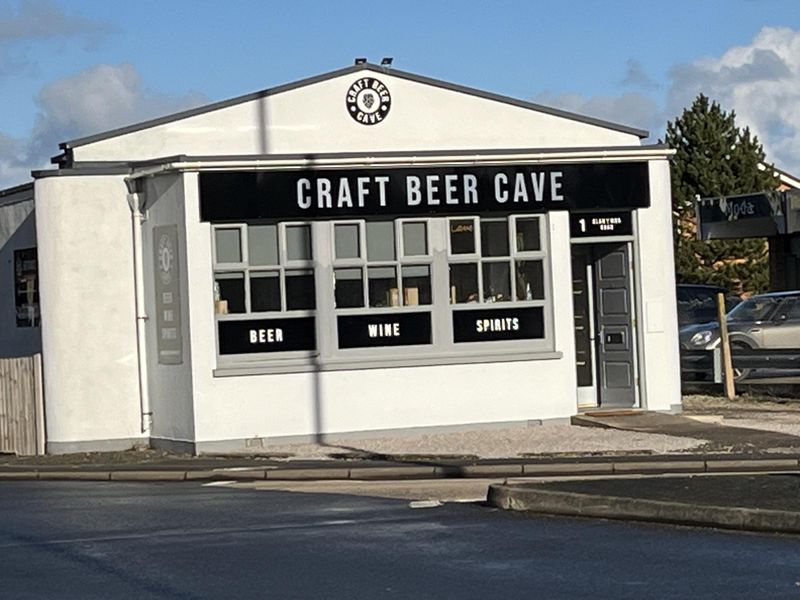 Craft Beer Cave. (Pub, External). Published on 21-01-2023