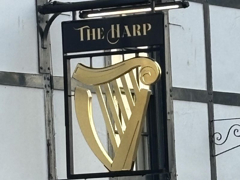 Harp sign 2023. (Sign). Published on 04-11-2023 