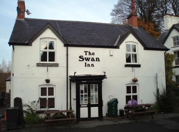 Swan Inn. (Pub, External). Published on 08-12-2013