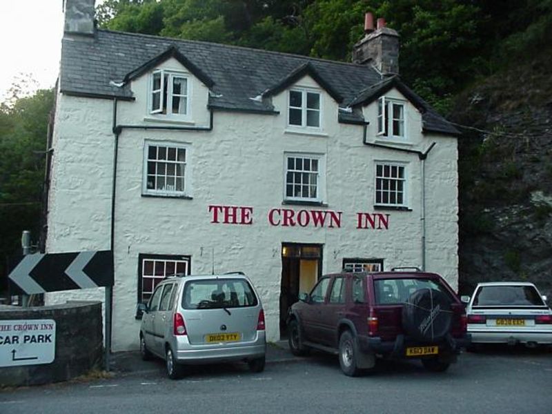 Crown. (Pub, External). Published on 09-10-2013 