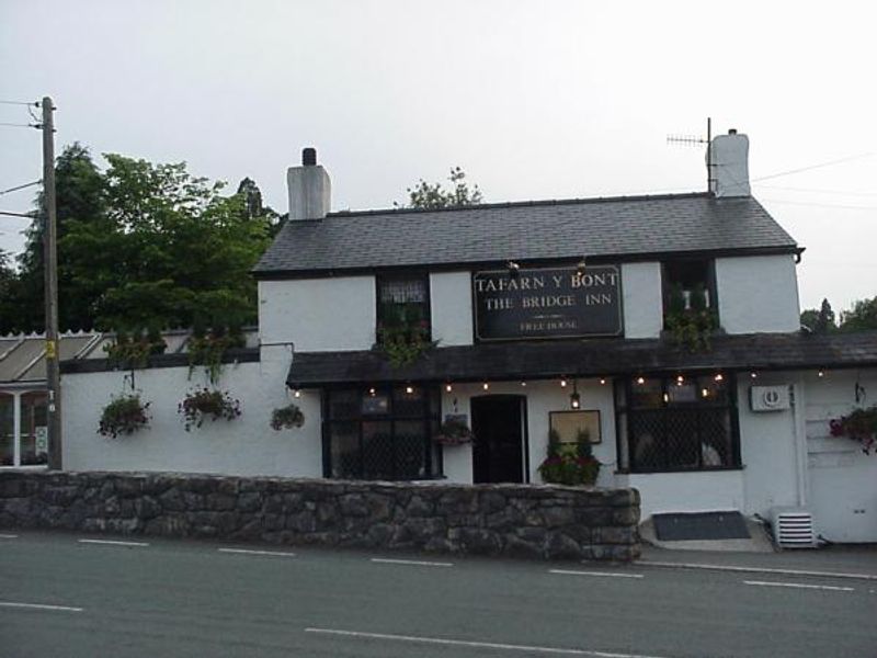 Bridge. (Pub, External). Published on 18-03-2014