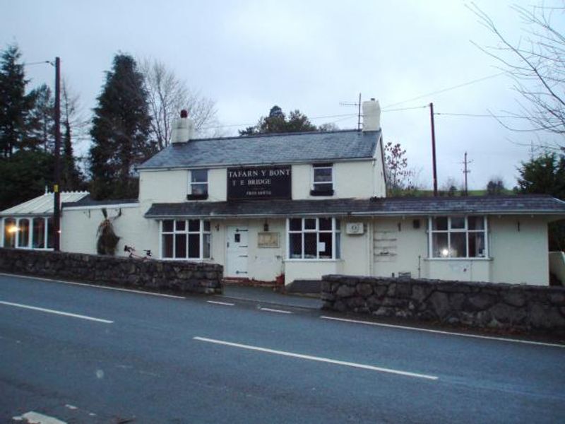 Bridge. (Pub, External, Key). Published on 18-03-2014