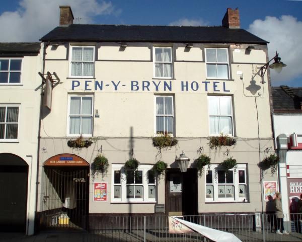 Pen-Y-Bryn. (Pub, External). Published on 12-03-2014