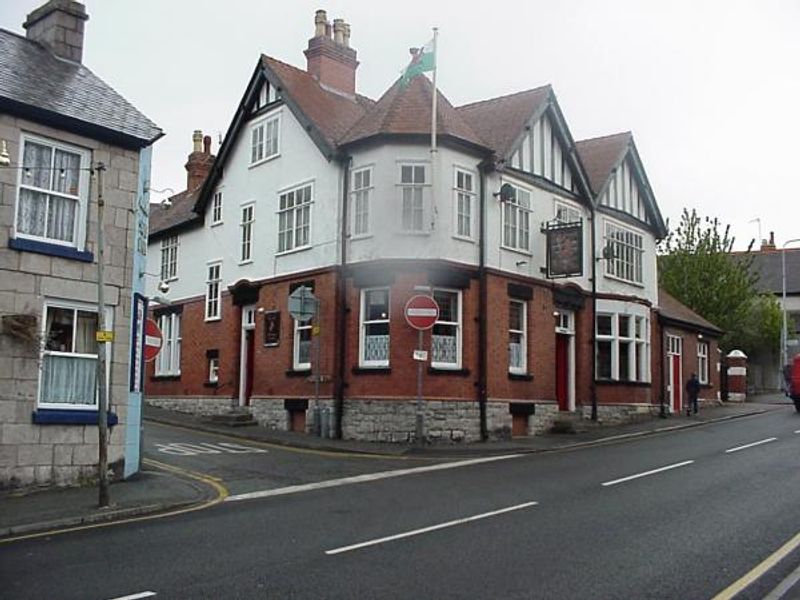Red Lion. (Pub, External). Published on 09-10-2013 