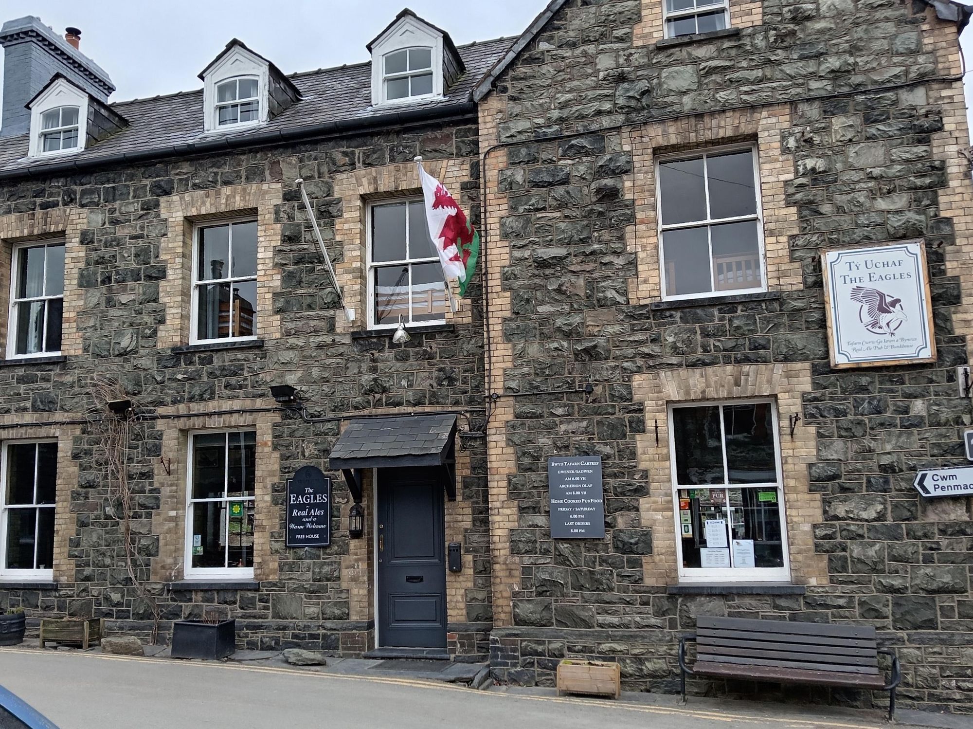 Eagles Penmachno 2025 right. (Pub, External). Published on 18-03-2025
