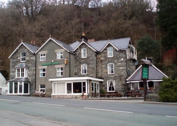 Cobdens. (Pub, External, Key). Published on 30-03-2014
