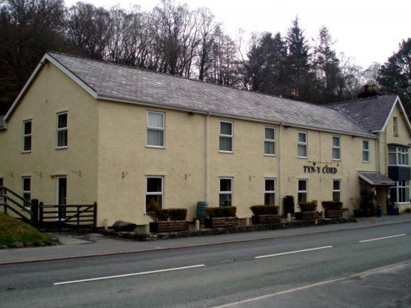 Ty'n Y Coed. (Pub, External). Published on 30-03-2014 