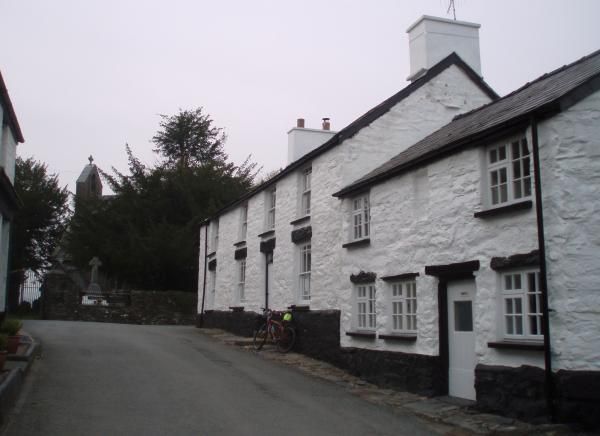 White Horse Capel Garmon front. (Pub, External). Published on 08-05-2016