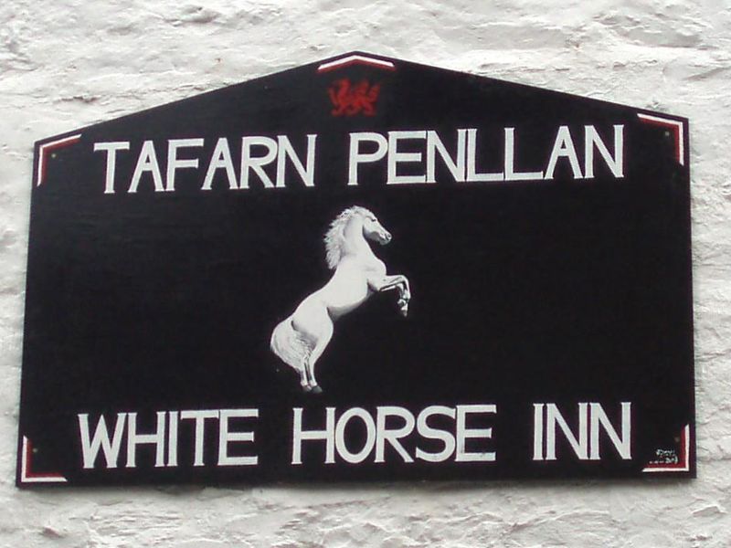 White Horse Sign 2026. (External, Sign, Key). Published on 19-07-2026