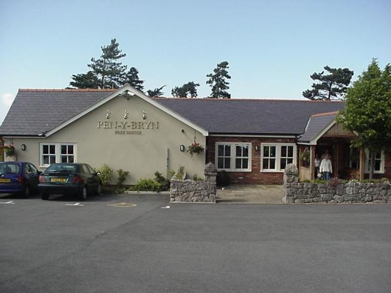 Pen-y-Bryn. (Pub, External). Published on 09-10-2013 