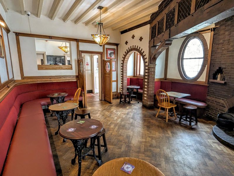 Albion Lounge 2025. (Pub). Published on 03-08-2025 