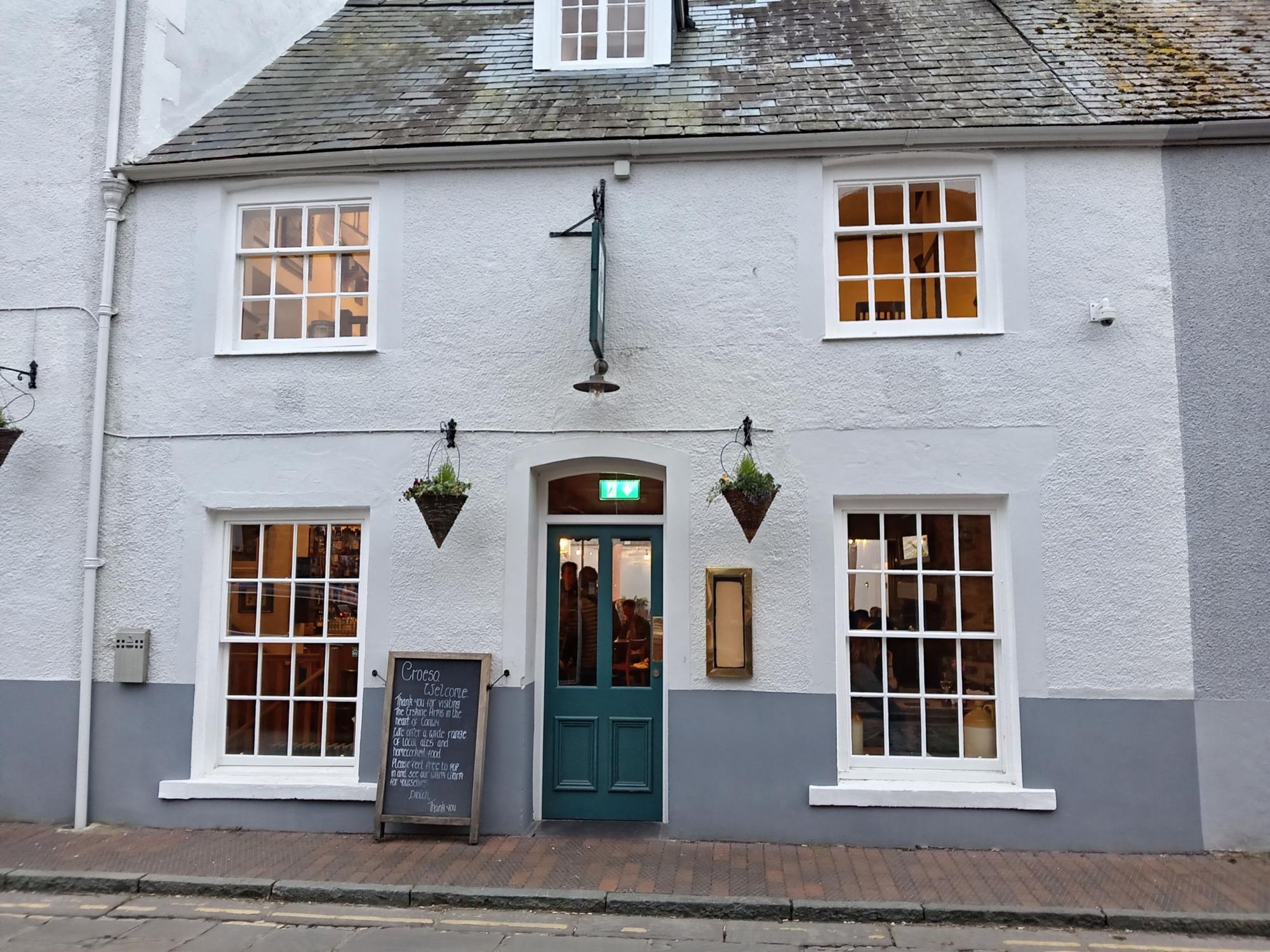Erskine Entrance 2025. (Pub, External). Published on 23-03-2025