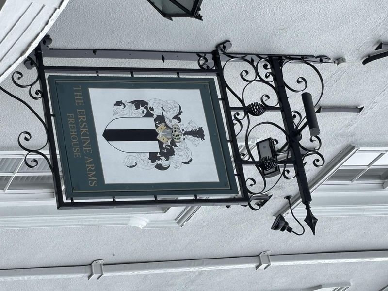 Erskine Arms Sign 2025. (Sign). Published on 27-04-2025