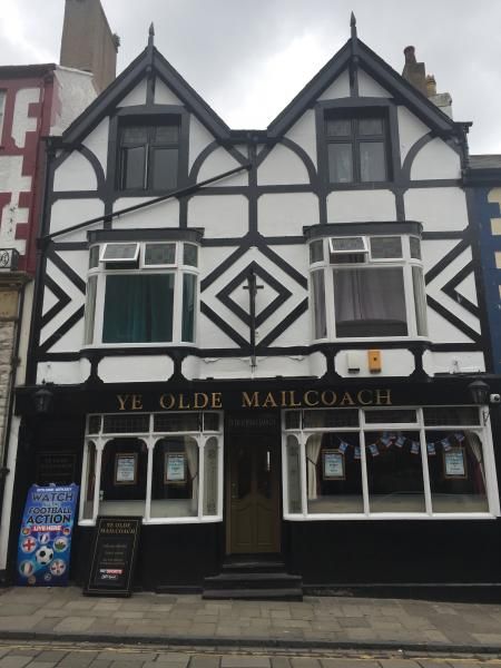 Olde Mail Coach 2016. (Pub, External). Published on 25-05-2016