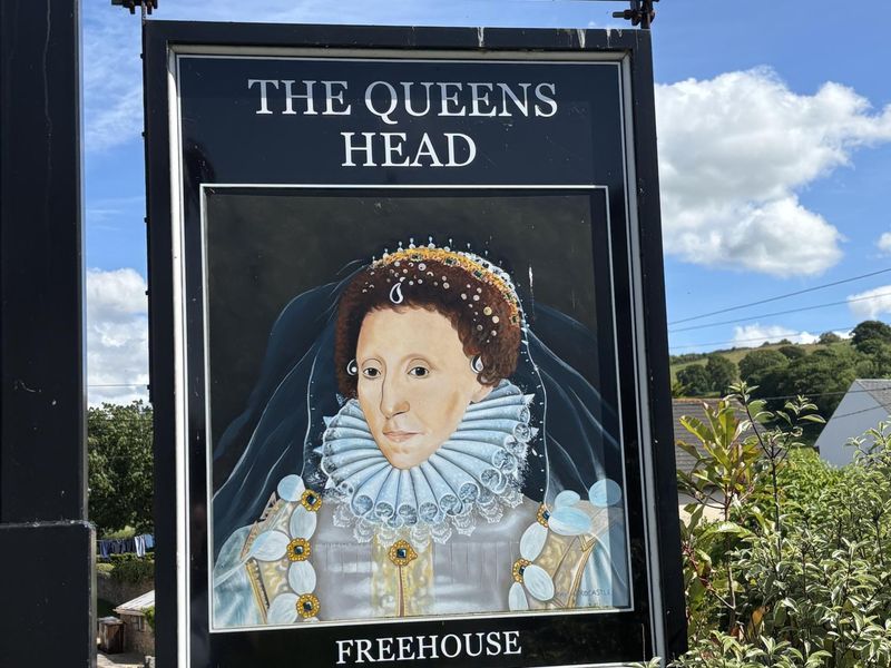 QH Sign 2025. (Sign). Published on 28-05-2025 