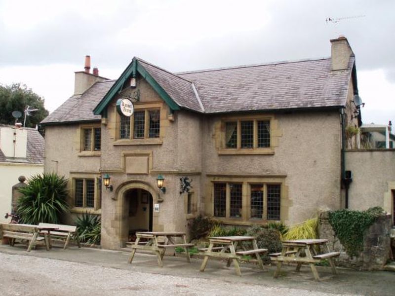 Kinmel Arms. (Pub, External). Published on 18-02-2014 
