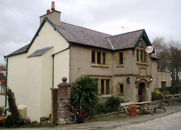 Kinmel Arms. (Pub, External). Published on 18-02-2014