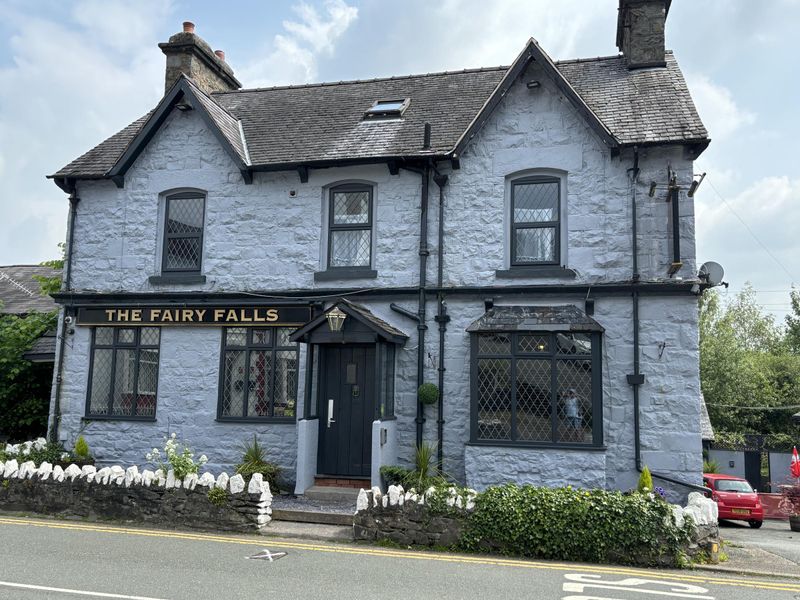 Fairy Falls 2024. (Pub, External, Key). Published on 02-06-2024