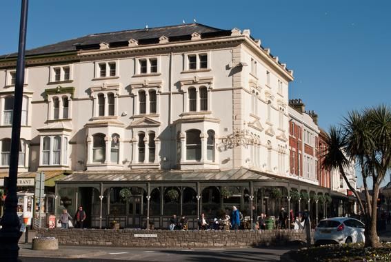 Carlton. (Pub, External). Published on 12-10-2013