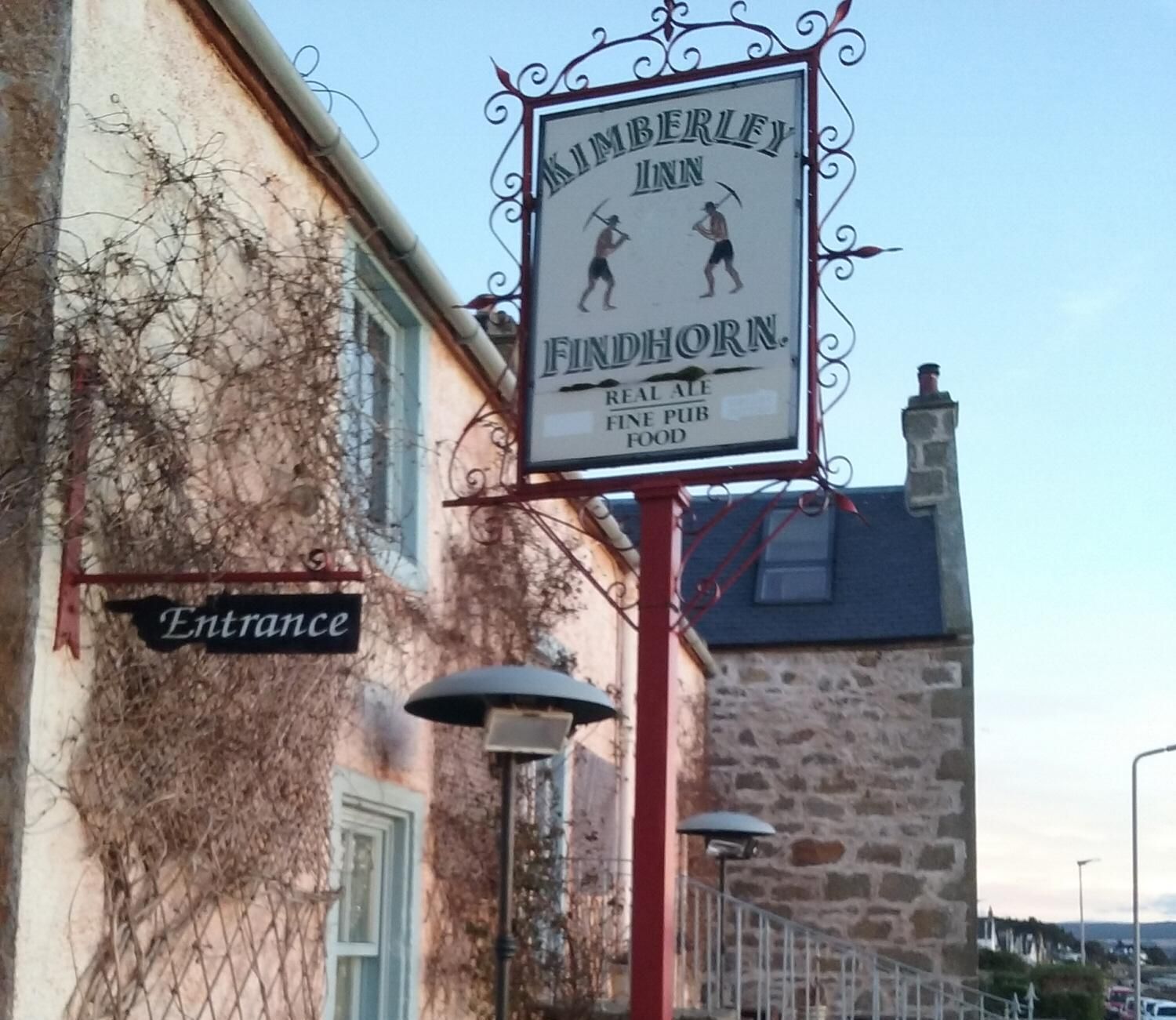 (Pub, External, Sign). Published on 29-12-2016
