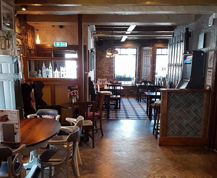 (Pub, Bar). Published on 21-05-2018