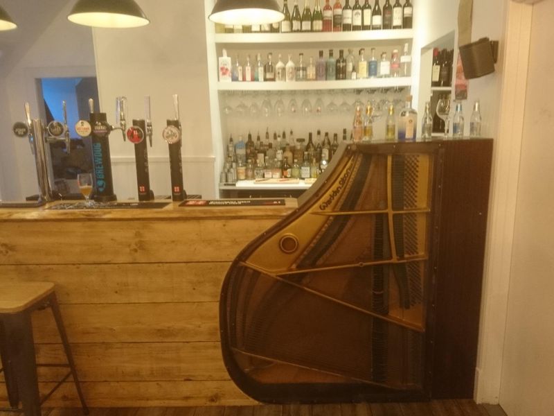 String - Lerwick (2). (Pub, Bar). Published on 09-07-2019