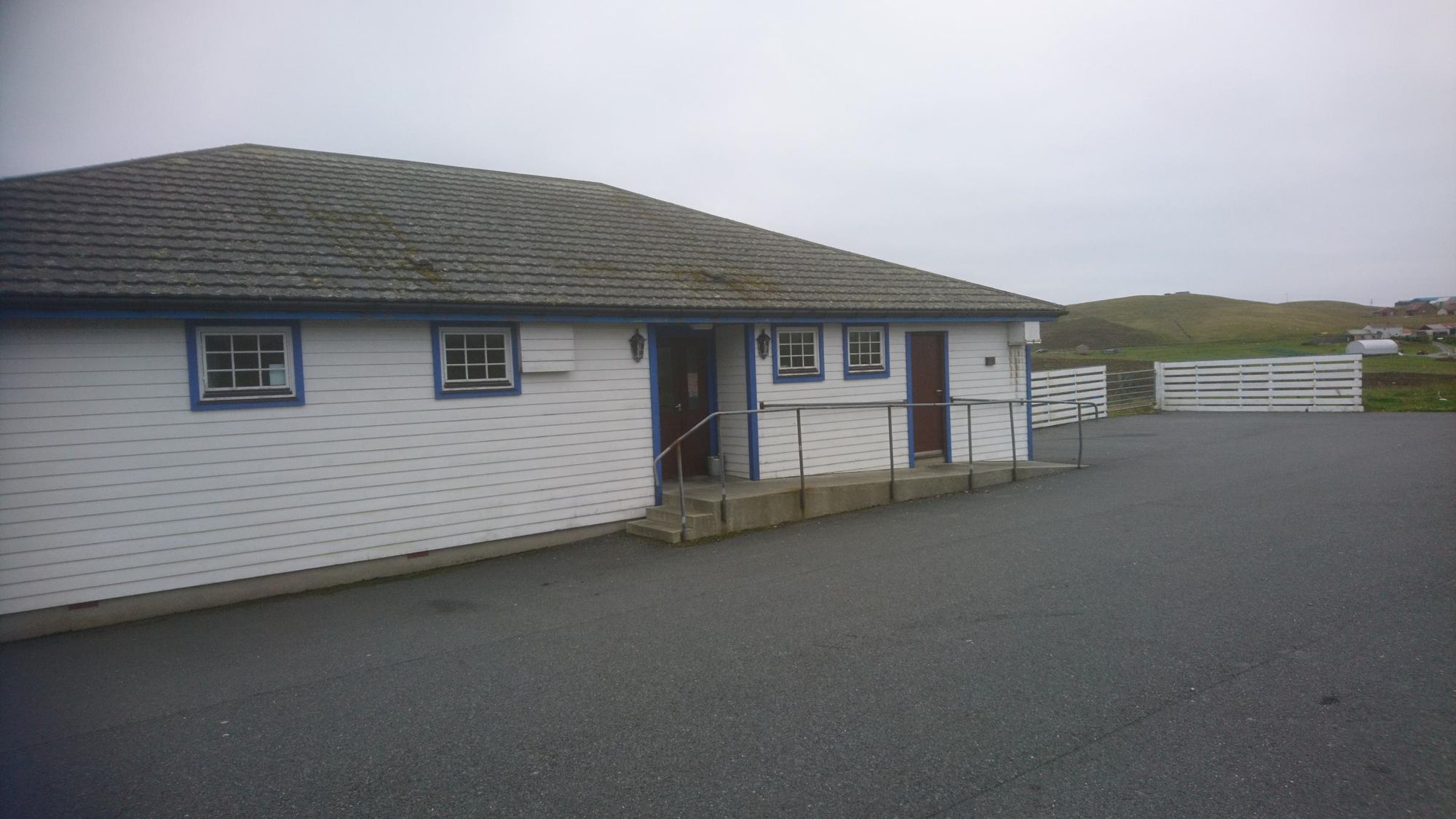 Oot Ower Lounge - Livister (Whalsay) (1). (Pub, External, Key). Published on 15-07-2019