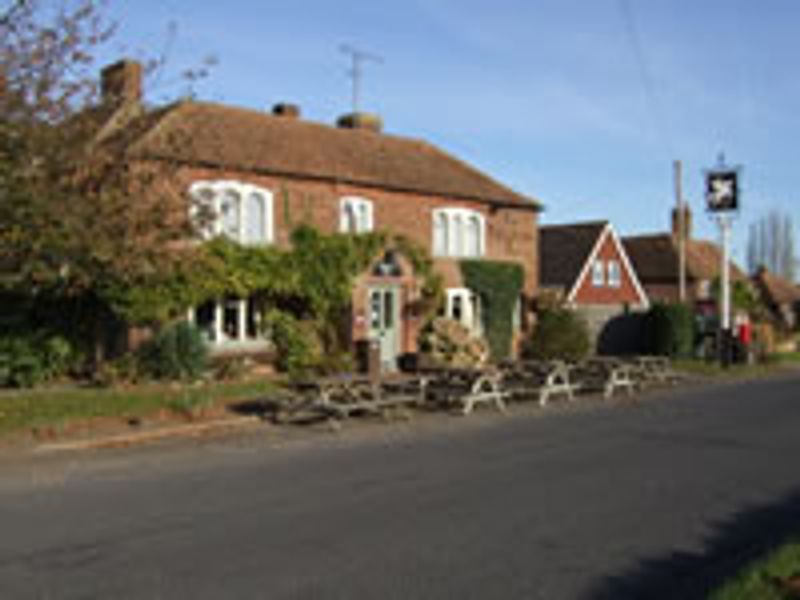 Flying Horse, Boughton Aulph. (Pub, External). Published on 12-11-2011