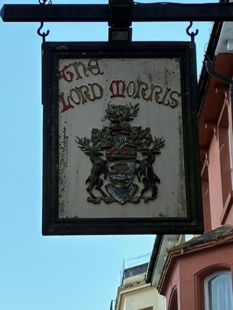 (Sign). Published on 28-11-2025